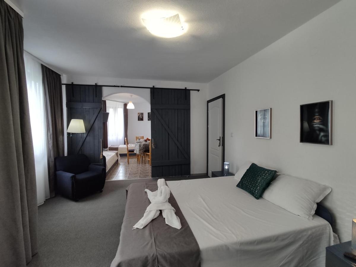 Rali Apartments كيتن الغرفة الصورة